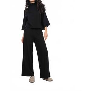 NEW CORINNE COLLECTION bucket sweater in black